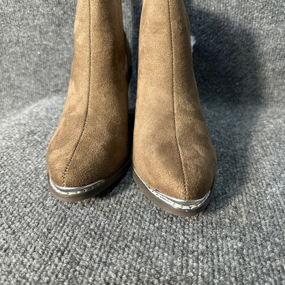 NWT women’s Journee Collection Issla ankle boots SZ 5.5 - Picture 5 of 6